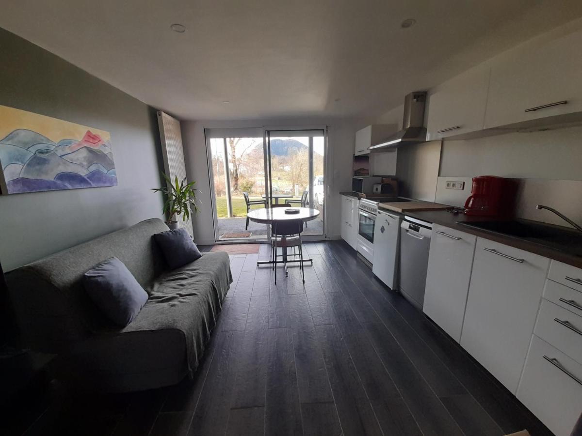A 5 Mns Du Puy De Dome Avec Vue Imprenable Studio Rez De Jardin 24M2 Neuf A Laschamps Saint-Genes-Champanelle ภายนอก รูปภาพ
